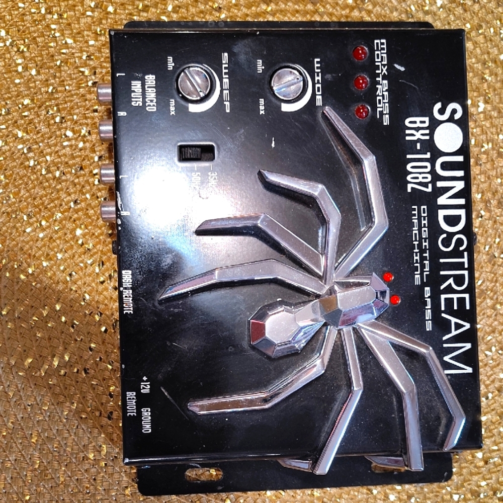Soundstream Black Audio Component